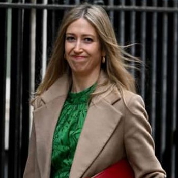 Laura Trott Biography